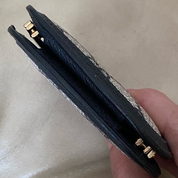 Vintage Gucci Kisslock Coin Wallet GG Authentic - Picture 7 of 14